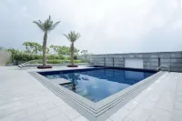 โรงแรมแรดิสัน วรินดาวัน - ที่มีสระว่ายน้ำ