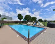 Quality Inn & Suites Wichita Falls I-44 Hotels in Burkburnett