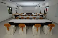 Summer Hotel Bitung Hotels in Maesa