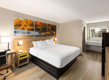 Days Inn by Wyndham Helen
