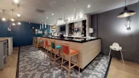 Holiday Inn RUNCORN by IHG - bar