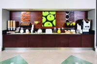 La Quinta Inn & Suites by Wyndham Katy - breakfast