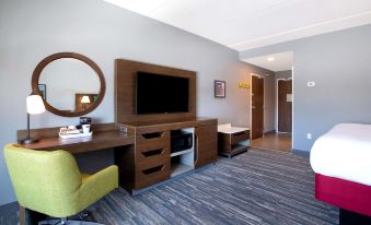 Hampton Inn & Suites by Hilton Ottawa West