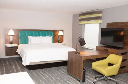Hampton Inn & Suites by Hilton Dundee Отели в г. Monroe County