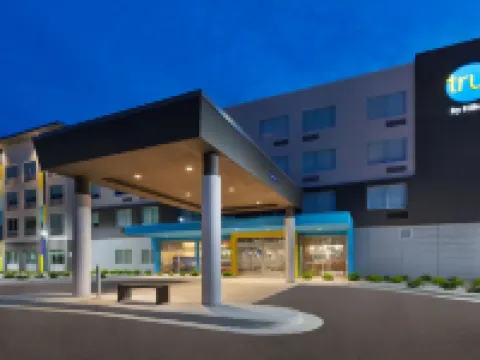 卡姆斯託克帕爾克大急流城希爾頓Tru酒店 肯特縣酒店