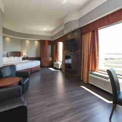 Quality Inn & Suites Rooms