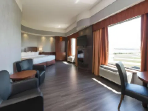 Quality Inn & Suites Hotels in Levis