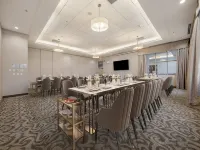 Holiday Inn 萊斯布里奇 - 早餐