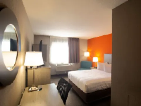 Quality Inn & Suites Hammond Near I-8090 Hotels in Hammond