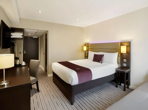 Premier Inn London Chiswick Hotels in Hounslow
