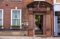 38 St Giles