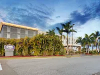 薩拉索塔布雷登頓機場歡朋套房酒店 鄰近Ringling College of Art and Design的酒店