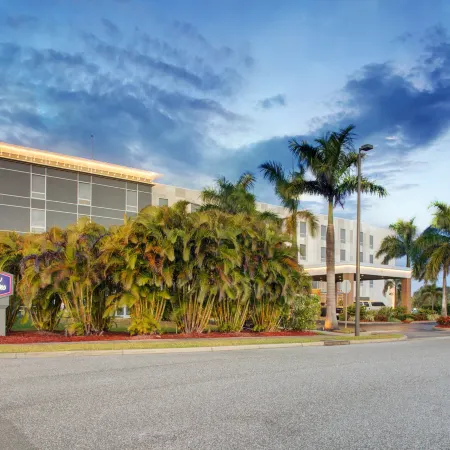 Hampton Inn & Suites Sarasota/Bradenton-Airport