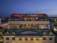 Radisson Blu Leogrand Chisinau Hotels near Chișinău