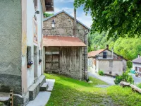 Belvilla by OYO Appartamento Calizzano Hotels in 
