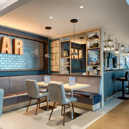 Premier Inn Frankfurt Westend Отели рядом с достопримечательностью «Галлусфиртель»