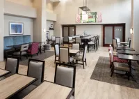 Hampton Inn & Suites Westford-Chelmsford Hotels in Westford