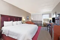 Hampton Inn Huntington/Barboursville Hotels in Barboursville