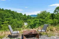 Smoky Mountain Mist, Tiny Home, Custom Log Cabin,  Great Smoky Mountains