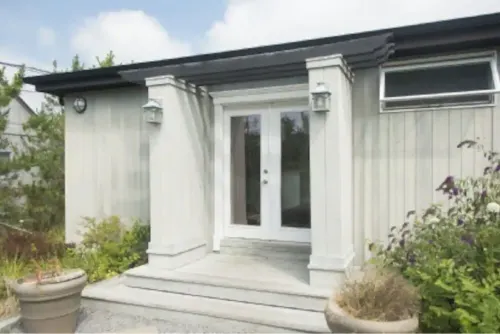 Cozy Hamptons Beach House 1 Block from the Beach!