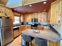Cozy Family Cabin on Island Chain of Lakes - Chalets