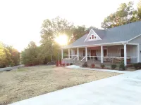 Beautiful New Home at Kentucky Lake with Community Pool! Close to Murray State! - 泳池
