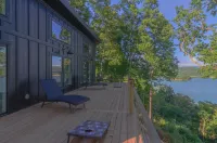 NEWLY BUILT LAKE HOME!!!   This modern home has more to offer than just space!