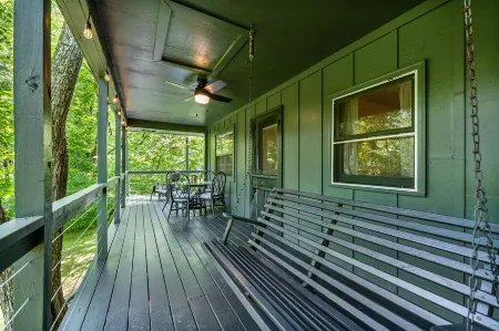 Cozy Retreat on the Obey River near Dale Hollow Lake