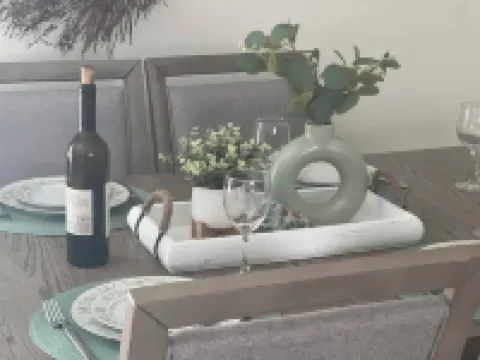 Naomi’s pool, river & beach getaway