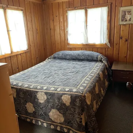 Beautiful Waterfront Hubbard Lake Cottage #3