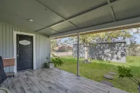 Charming 3-bedroom house in welcoming Abilene, Pet/family friendly.