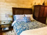 Small studio in the quite neighbourhood.