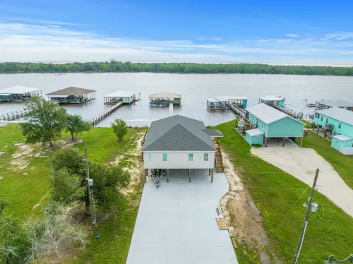 Coco Cabana Hotels in Cameron Parish