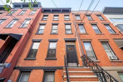 Spacious Apartment Steps From NYC, Free Parking
