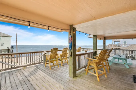 Incredible Ocean Sunrise Views, Sleeps 12, Experienced VRBO Premier 5 STAR Host