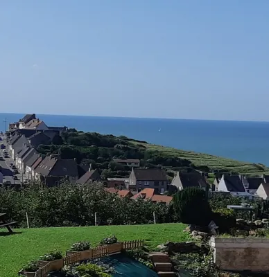 Entre ciel et mer<br>New house with sea view close to the beach