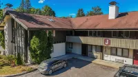 Ski-in/Out - Boyneland Lift - 3Br + Loft + Bonus Room Sleeps 12