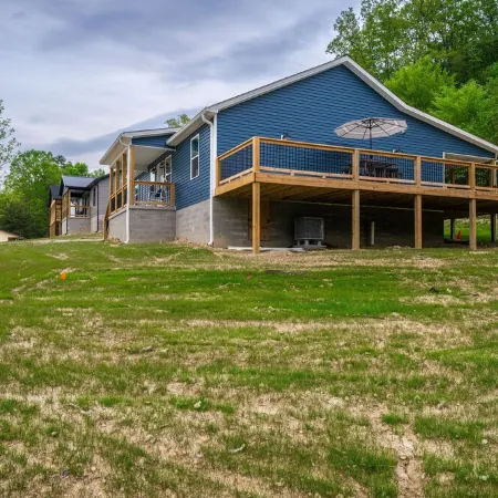 Red River Gorge, Hollerwood Stays! High Speed Wi-Fi, Pet-Friendly! New Home!