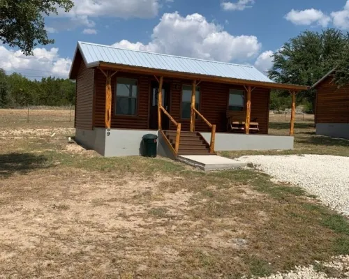 Next to Circle T Cabin 9 哈密爾頓縣酒店