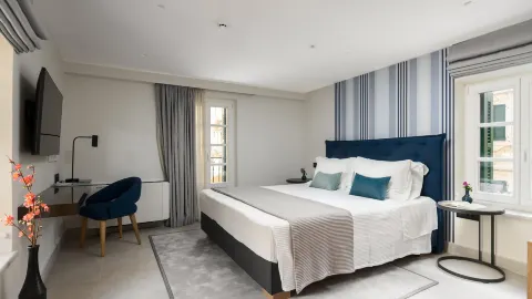New York Luxury Suites in Corfù
