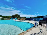 Rusty Cactus Cabin•Cntrl Location•LawnGames•Volleyball•FreeFrioAccess@Concan VIP