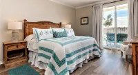 Beachfront, Poolside for Two Pools, 3-Bdrms/3-Baths, Sleeps 8. Perfect Getaway!