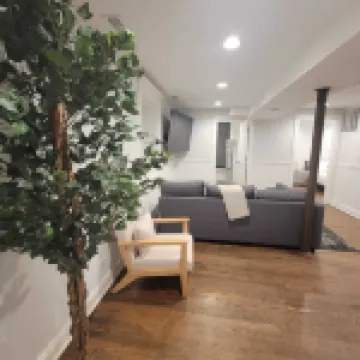 Cozy 2-bedroom apartment in welcoming Chicago in the Wicker Park area