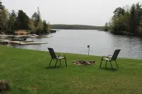 Dun Rovin Duplex 2 On the Beautiful Chippewa Flowage. Hotels in Hunter
