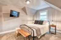 Lux Kalispell Farmhouse w/ Large Hot Tub Hotels in Kalispell