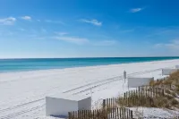 3-bedroom + Bonus Bunk Room cottage just steps from Miramar Beach