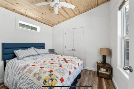 Tiny House on Center Hill Lake