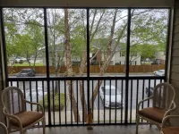 Cozy Comfortable Condo 2/2 No Chores Hotels in Foley