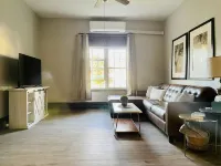 Suite Home Indiana #1