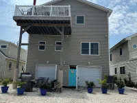 Beach Block & Fully Stocked! Steps to Sand, 3 Parking Spots, Great for Families!